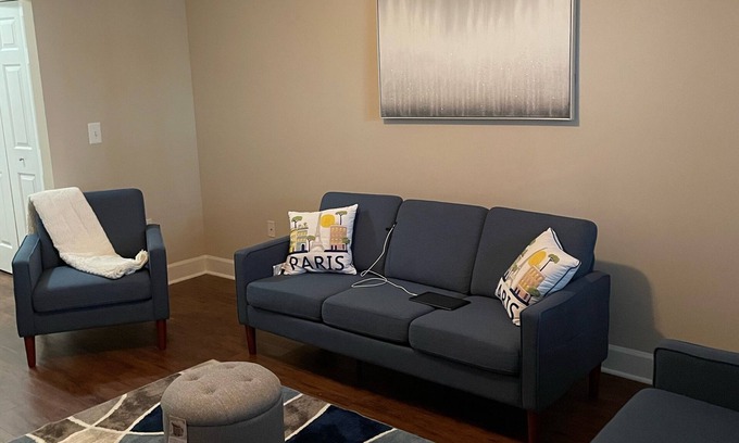 Lindbergh Apartment | Elegant Buckhead Palace: Family-Friendly with Pool Amenities