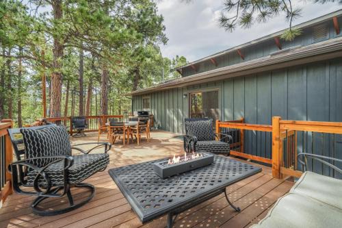 Monument House | Outdoor Retreat at Buckskin Hideaway with Family-Friendly Fun