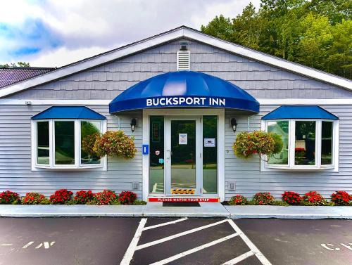 Bucksport Hotel | Pet-Friendly Retreat at Bucksport Inn - Rated 9/10