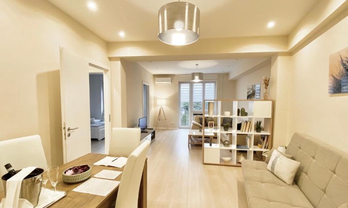 Alsorakos Apartment | Stylish Budapest Hideout with Pool & Free Parking