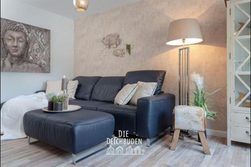 Busumer Deichhausen Apartment | Pet-Friendly Retreat at Die-Deichbude: 4-Star Comfort