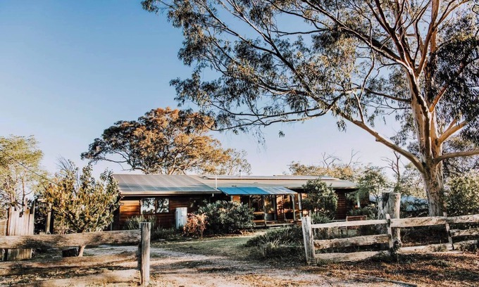Budgee Budgee House | Discover Budgee Budgee Farm: 33 Acres of Tranquility