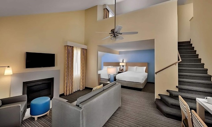 Newark Resort | Discover Pet-Friendly Modern Units with Free Breakfast