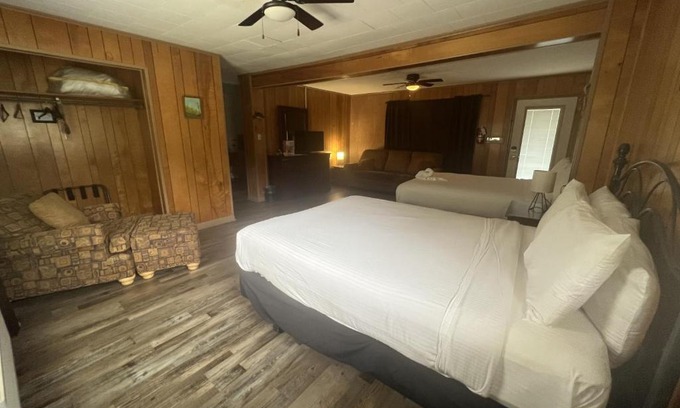 Mount Ida Hotel | Discover Inviting Hotels in Mount Ida, AR with Great Amenities