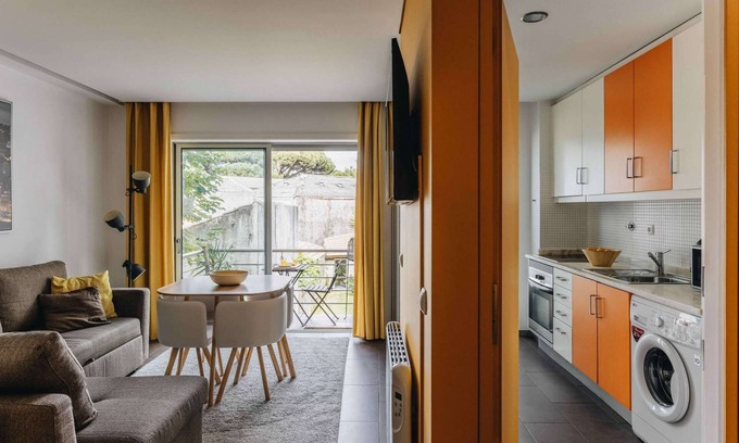 Uniao de Freguesias do Centro Apartment | Rosario's Modern Studio: Pet-Friendly & Family Ready Retreat