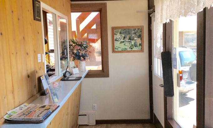 Iron Mountain Hotel | Visit Budget Host Inn Iron Mountain: Top-Rated Family Stay