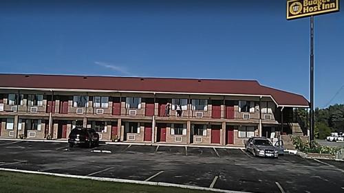 Winchester Hotel | Budget-Friendly Stay at Budget Host Inn for Families
