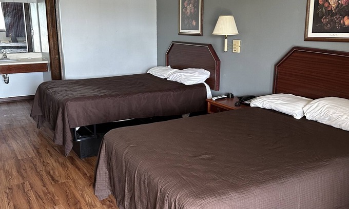 Gadsden Hotel | Budget-Friendly Inn Gadsden with Family Amenities