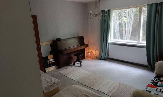 Varkaus Apartment | Budget-Friendly Studio with Wood-Fired Sauna Access