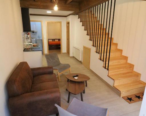 Catasol Apartment | Discover Buen Camino Melide: Pet & Child Friendly Retreat