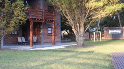 Colonia Chapadmalal House | Relax at Buen día María Cabañas Chapadmalal with Pool & Pets