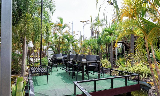 Bung Khong Long Resort | Discover Buengngarm Resort: Family-Friendly Getaway Awaits