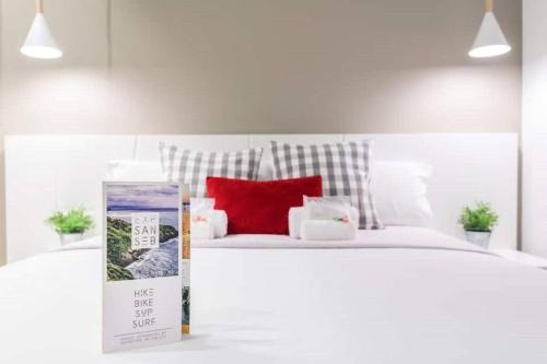 San Sebastian Centro Apartment | BUENPAS: Oceanfront Retreat with Excellent 9.6 Review Score
