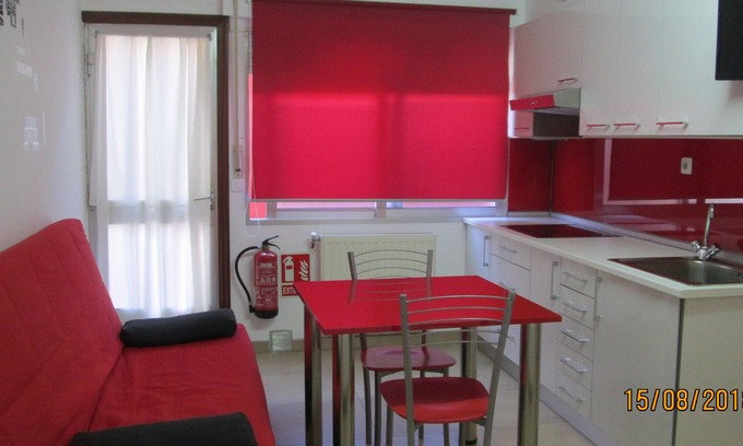 Bueu Apartment | Cozy BueuStudio Flat with Ocean View & Pool Access