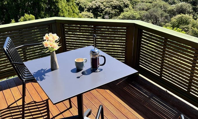 Coromandel Bed & Breakfast | Discover Buffalo Lodge: Ocean Views & Spa Bliss Await!