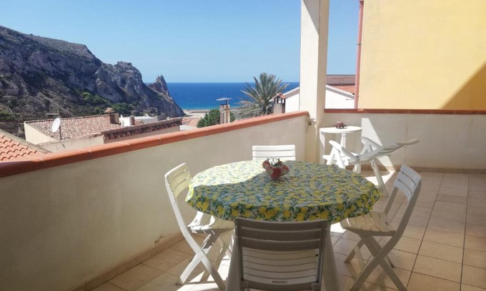 Buggerru Apartment | Discover Buggerru: Oceanfront Family-Friendly Retreat