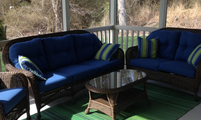 Frankford Villa | Discover Forest Landing Villa: Pool, Breakfast & Family Fun