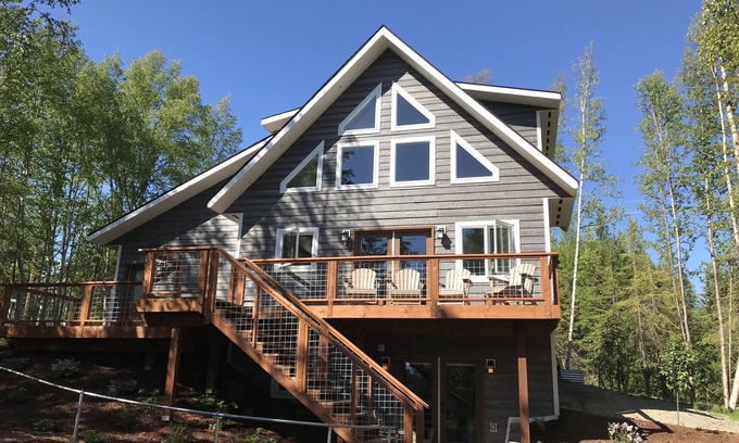 Kalifornsky House | Premier Wooded Retreat Near Kenai, Soldotna & Kasiloff