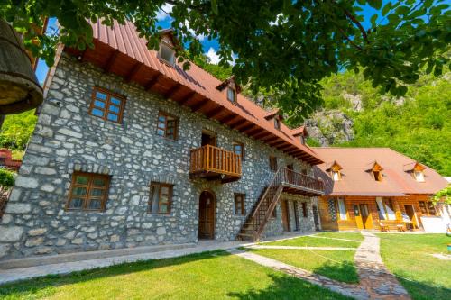 Theth House | Discover Bujtina Berishta Theth: Pet-Friendly Retreat