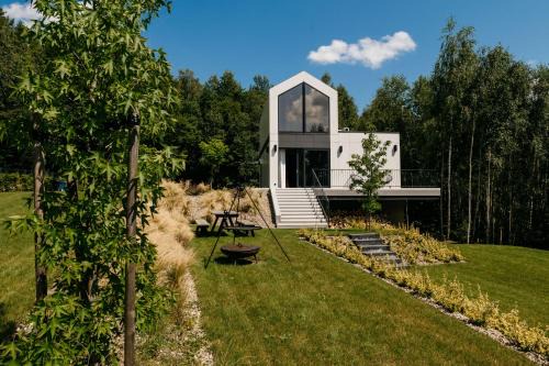 Nowy Wisnicz Villa | Experience Bukowy Las: Family & Pet-Friendly Getaway