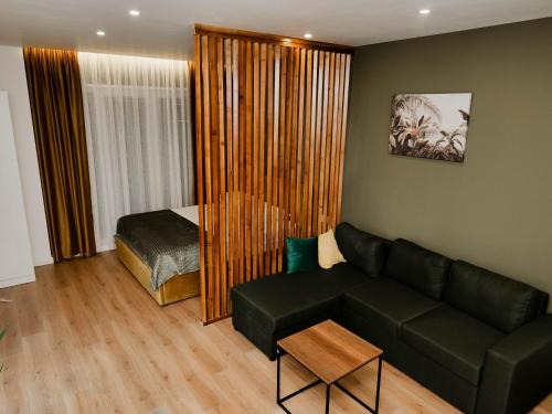 Kamez Apartment | Ideal Bulevardi Blu Apartments for Families and Pets