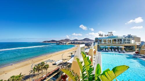 Las Palmas de Gran Canaria Hotel | Elegant Stay at Bull Reina Isabel & SPA with Oceanfront Views