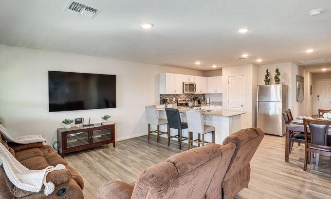 Bullhead City House | Mountain View Retreat Near Colorado River – Rated 10/10
