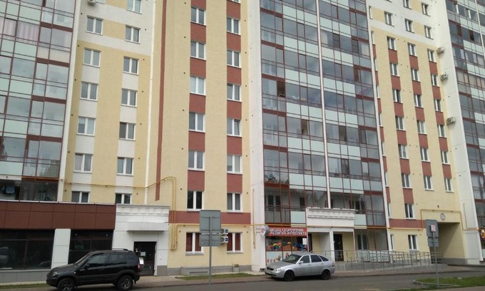 Naberezhnye Chelny Apartment | Budget-Friendly Bulvar Cvetochny with Wheelchair Access