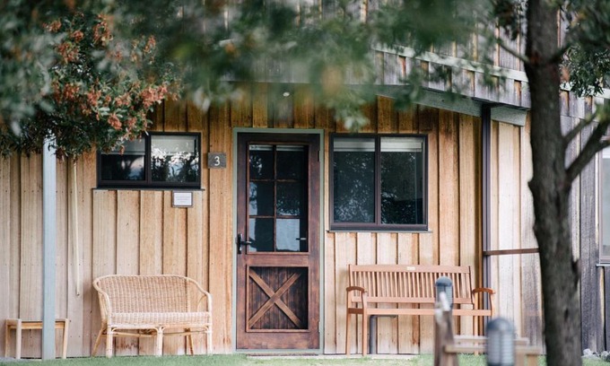 Relbia House | Inviting Bundaleera Vineyard and Farm Stay for Families