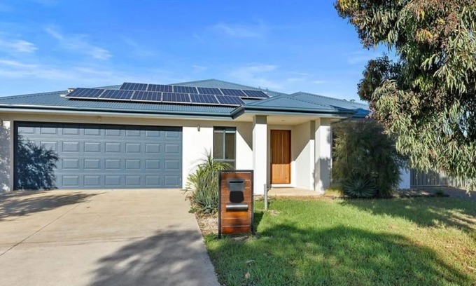 Bundalong House | Bundalong Lakeside Getaway