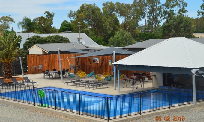 Bundalong Apartment | Relax at Bundalong Villas with Oceanfront Views & Pool