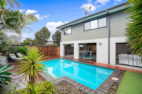 Greensborough House | Welcoming Bundoora Perfection: Family Oasis with Pool