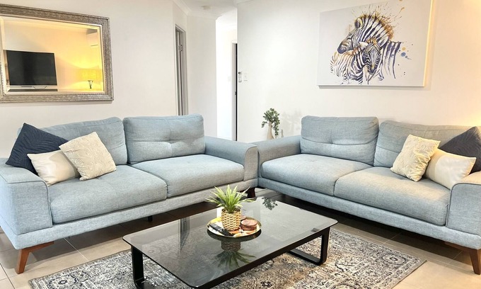 Bundaberg South House | Experience Modern Elegance at Bundy’s Best in Town