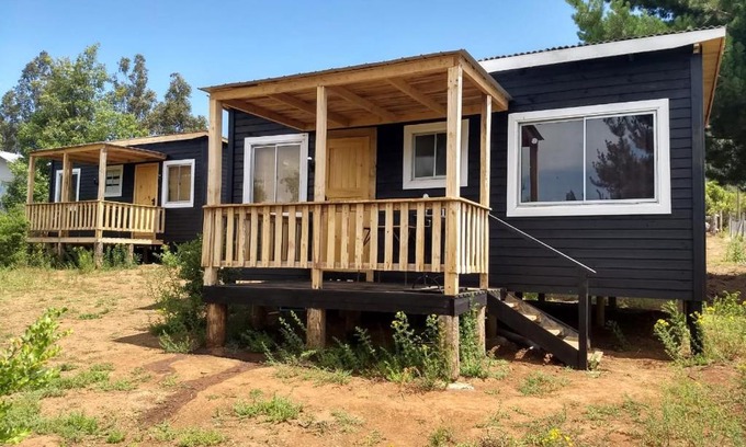 Bajos de Lircay Cabin | Beachfront Bungalo Colbun with Ocean View & Family Fun