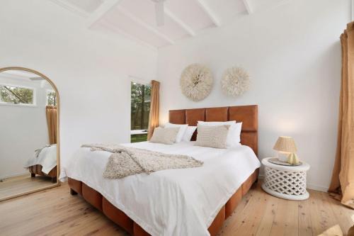 Avalon Beach House | Family-Friendly Bungalow 127: Steps from Avalon Beach