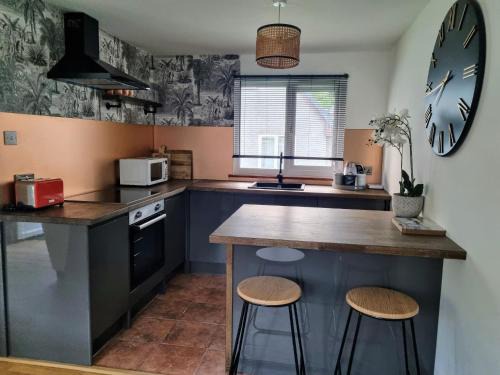 St. Tudy Apartment | Family-Friendly Bungalow 62 in Scenic North Cornwall