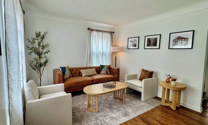 Royal Oak House | Bungalow Bliss in Royal Oak