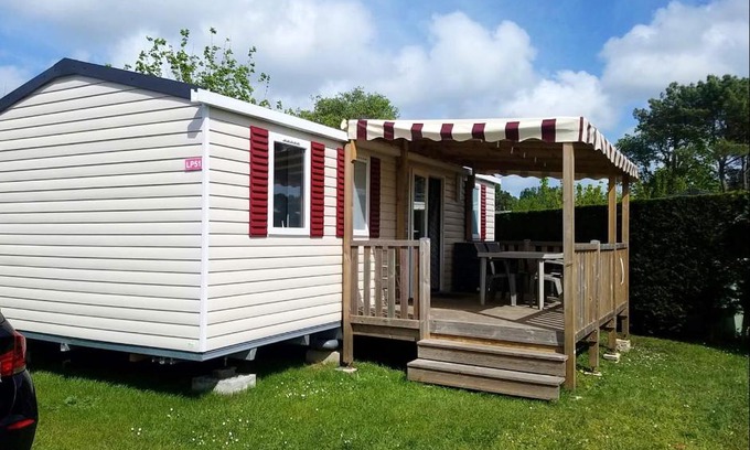 Les Mathes House | Spacious 3-Bedroom Bungalow with Pool Near Les Mathes