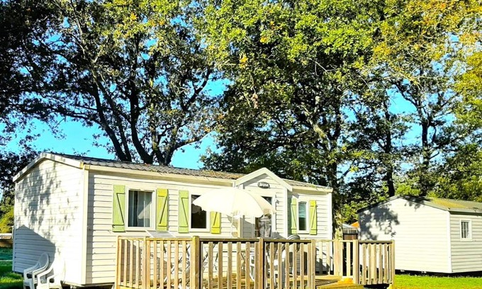 La Boissiere-de-Montaigu Other | Comfortable Bungalow for 6 Near Puy du Fou with Pool