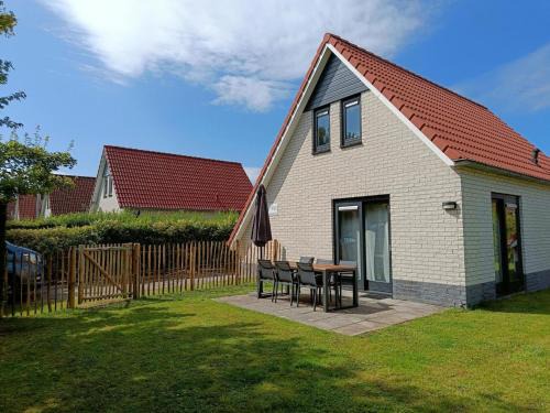 Breskens House | Bungalow in Breskens near the Coast