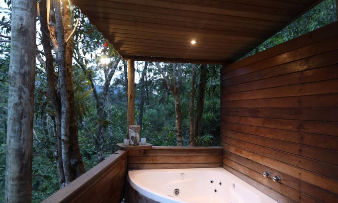 Maromba Apartment | Cozy Bungalow in Itatiaia with Spa and Hot Tub Amenities