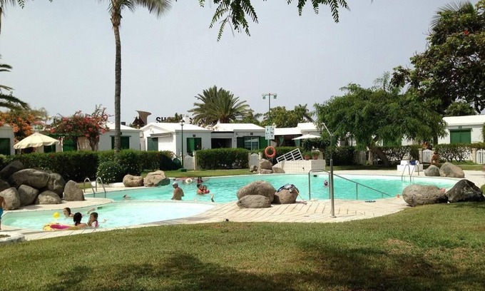 Maspalomas House | Pet-Friendly Bungalow in Maspalomas with Great Amenities