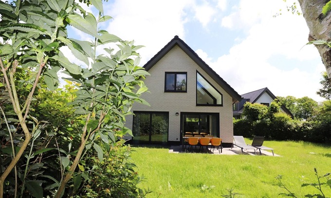 De Koog House | Exceptional Holiday Home in Texel with Oceanfront Sauna