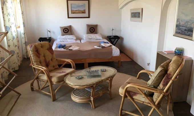 Erongo House | Desert Bungalow with Ocean View, Close to the City