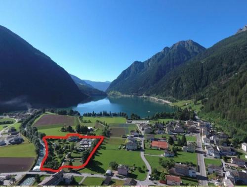 Le Prese House | Discover Bungalow Li Presi: Pet-Friendly Retreat in Poschiavo