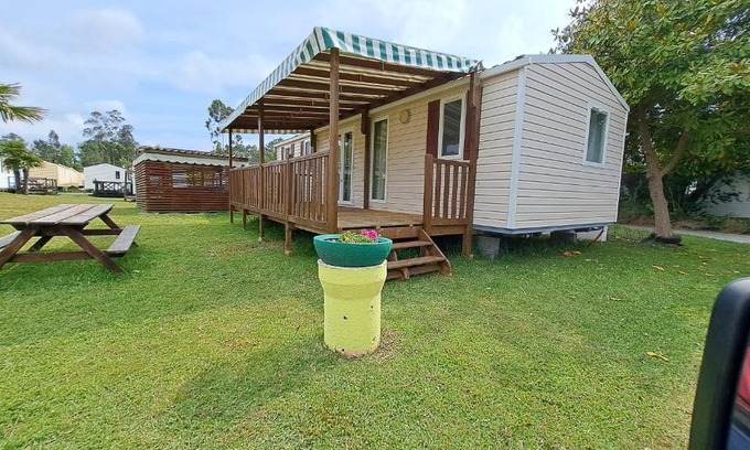 Burinhosa Ski Chalet | Relax at Bungalow T3 V - Family-Friendly Getaway Near Nazaré