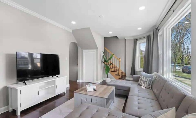 Morton Grove House | Relaxation Awaits: Game Room & Pet-Friendly Getaway