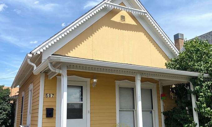 Great Falls House | Bungalow with Covered Font Porch.