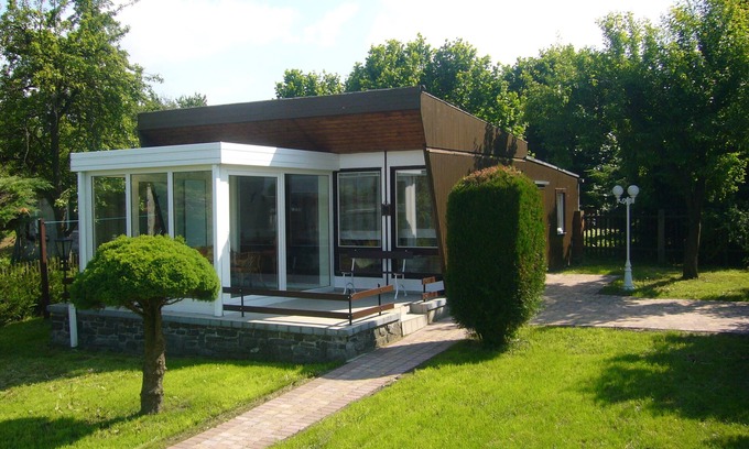Lichtenwalde House | Pet-Friendly Bungalow with Terrace and Barbeque Area