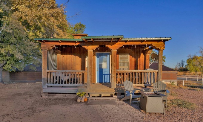 Canon City Cabin | Bunkhouse Cabin